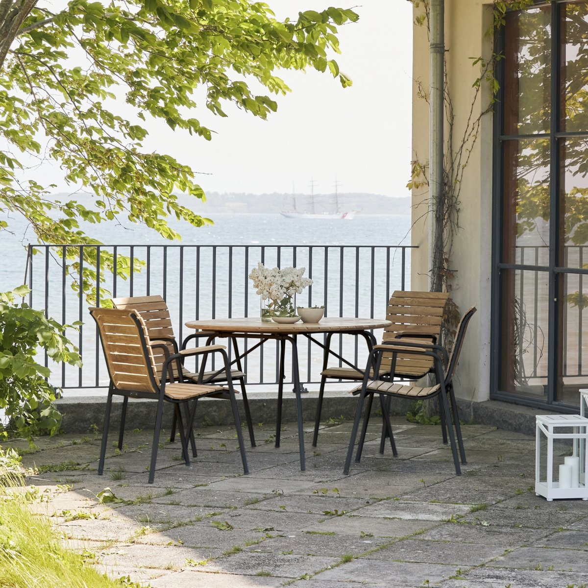 Magnolia havebord ø110 cm + 4 Bellevue, Antracit