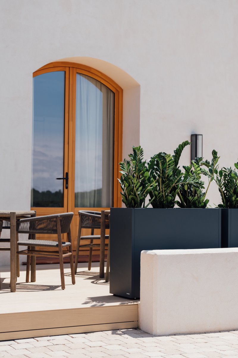 Herstera Plantekrukke, ude, sort, 100x40x80