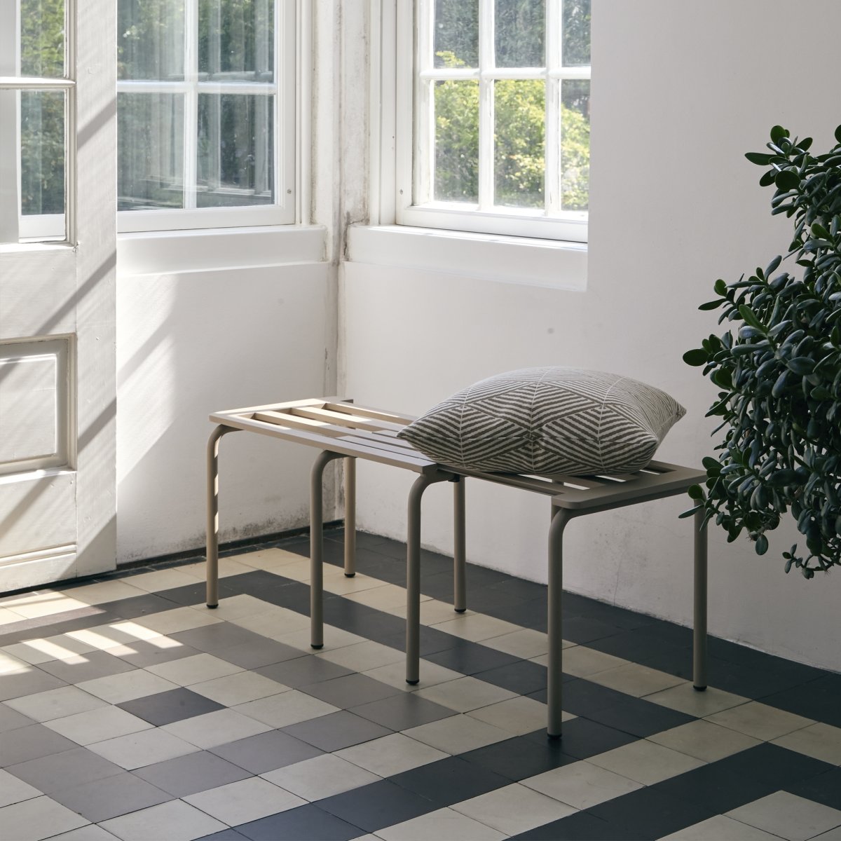 Mandalay Ivy Havebænk m/Udtræk, taupe