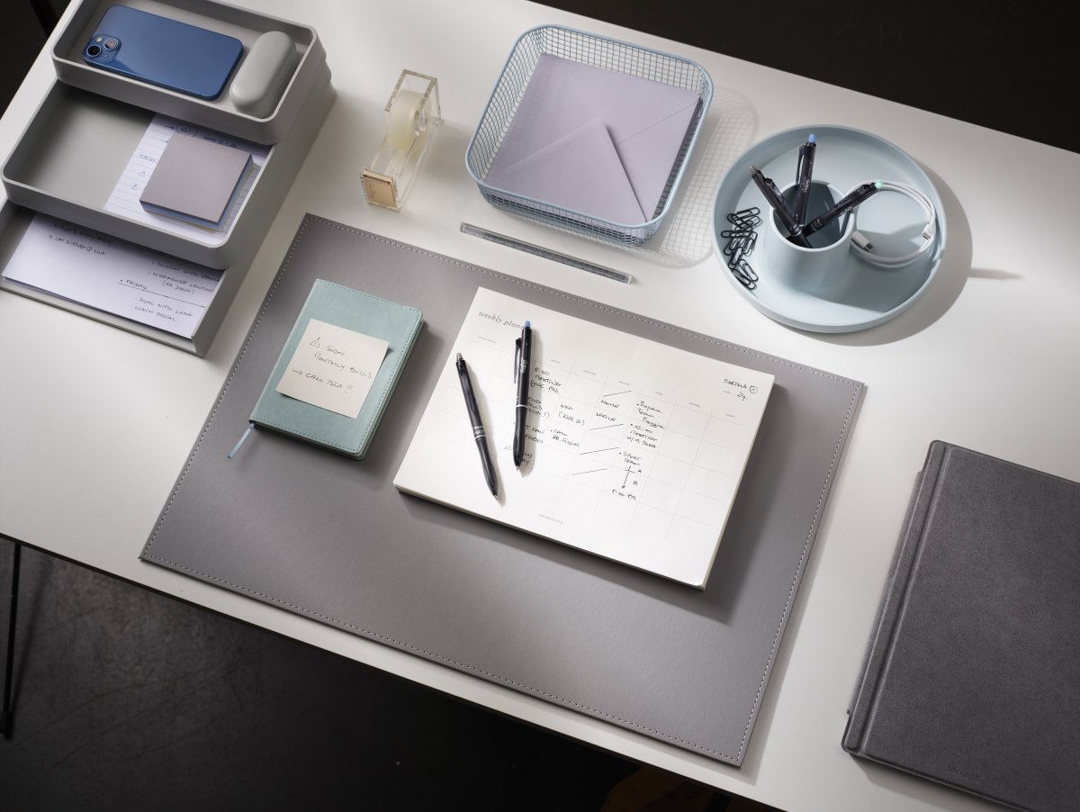 Pilot Frixion Ball+ Rollerpen | M | Sort