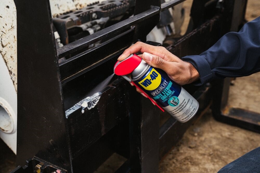 WD-40 Specialist white lithium grease spray, 400ml