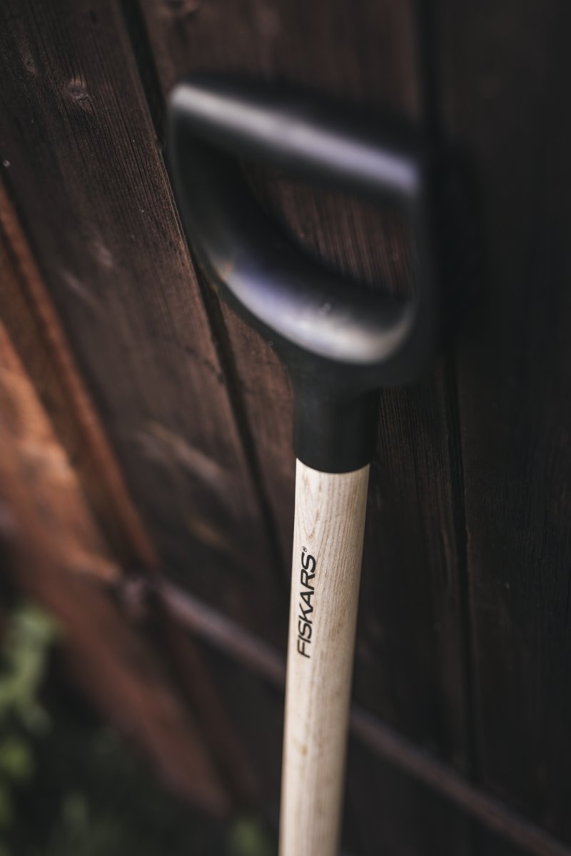 Fiskars Solid Spade, stål/træ, 108,5 cm.