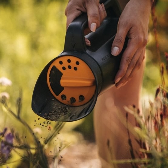 Fiskars Solid Spreder, sort