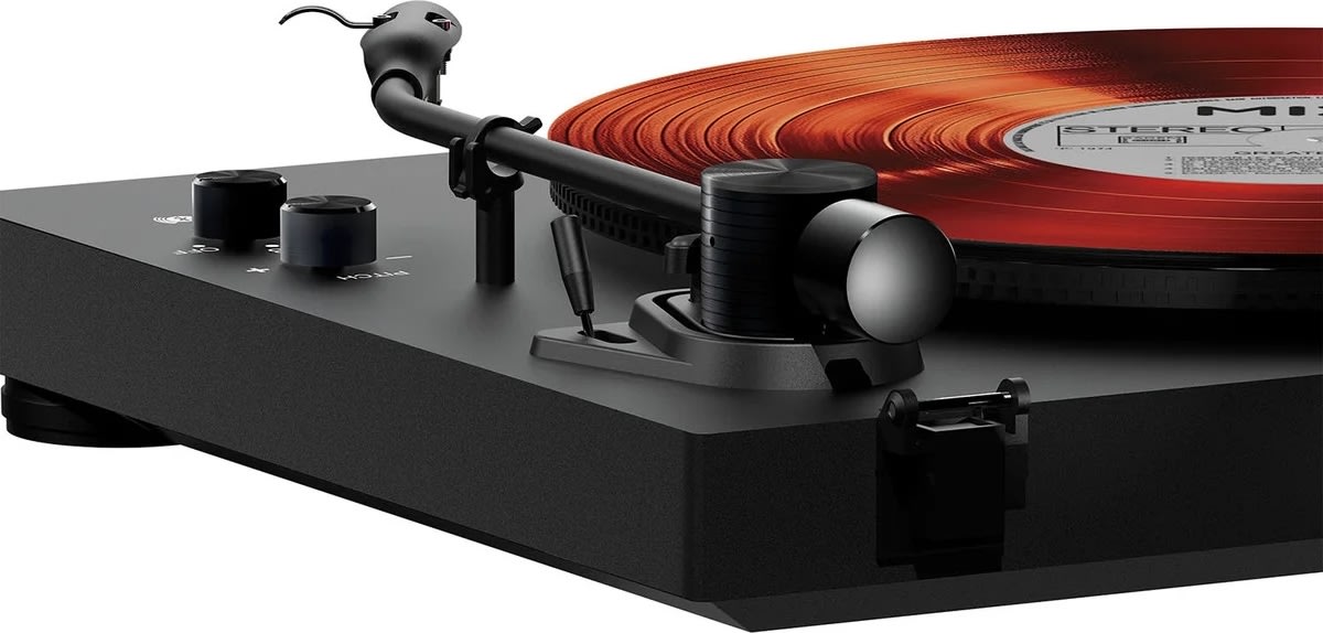 MIXX Vinylpladeafspiller Analog 5 Stereo, Sort