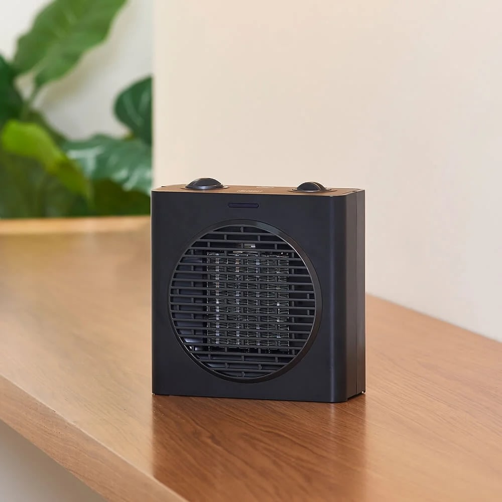 BLACK+DECKER Keramisk 1500W varmeblæser, sort