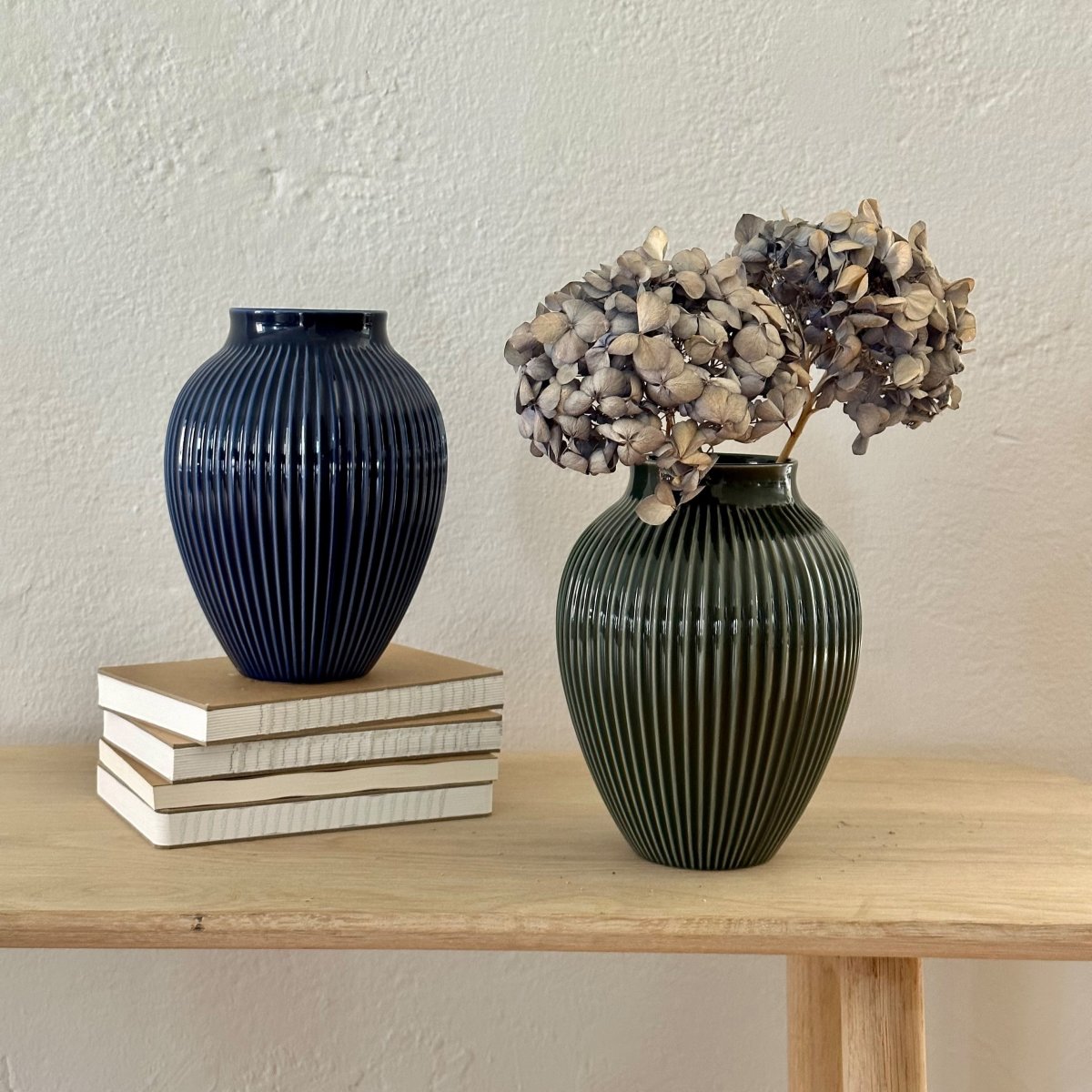 Knabstrup Keramik Ripple Vase H27 cm, mørkgrøn