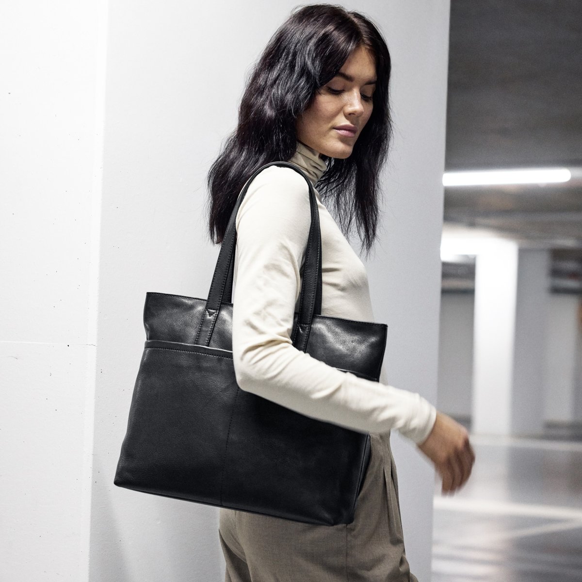 Markberg Molina Shopper, zero waste læder, sort