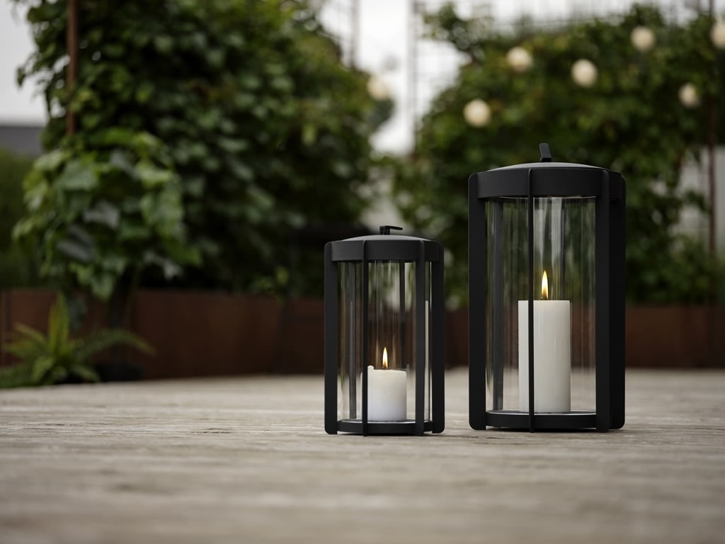 Zone Firefly Lanterne, m. glas, H25 cm, sort stål