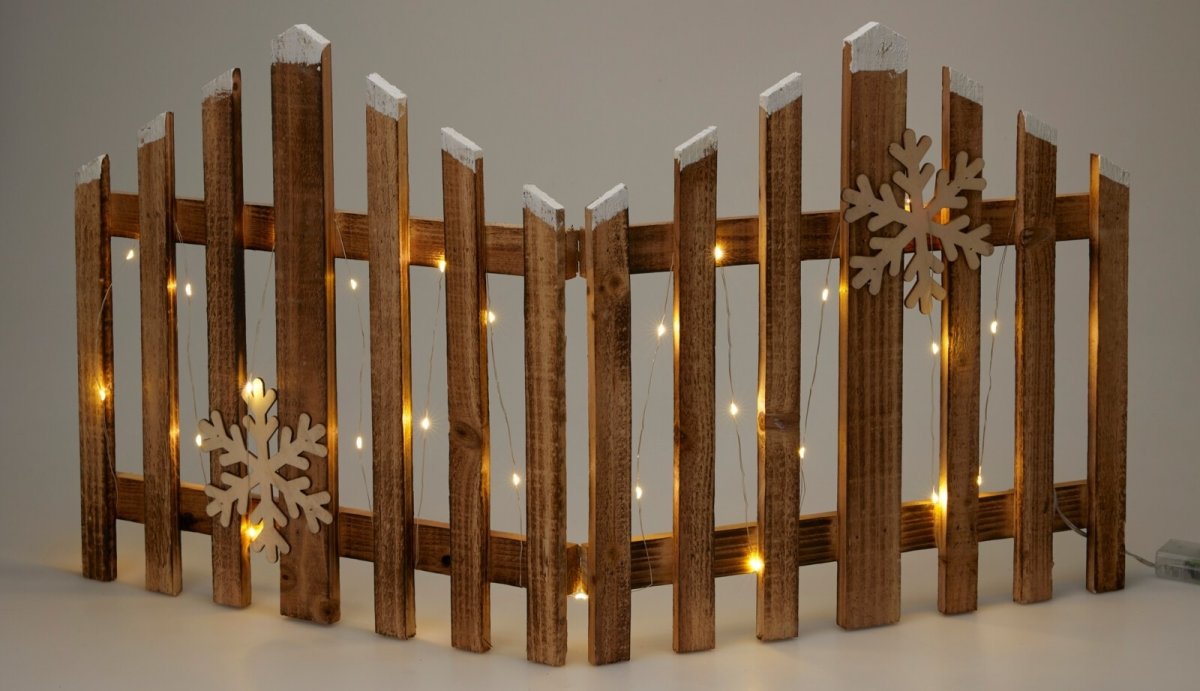 Hegn Dekoration Med Led, fyrretræ, 76x2x38cm