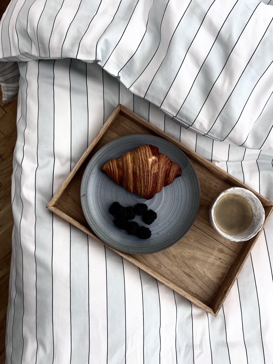 Omhu Blok Strib Sengetøj 140x220cm, hvid/blå, 2sæt