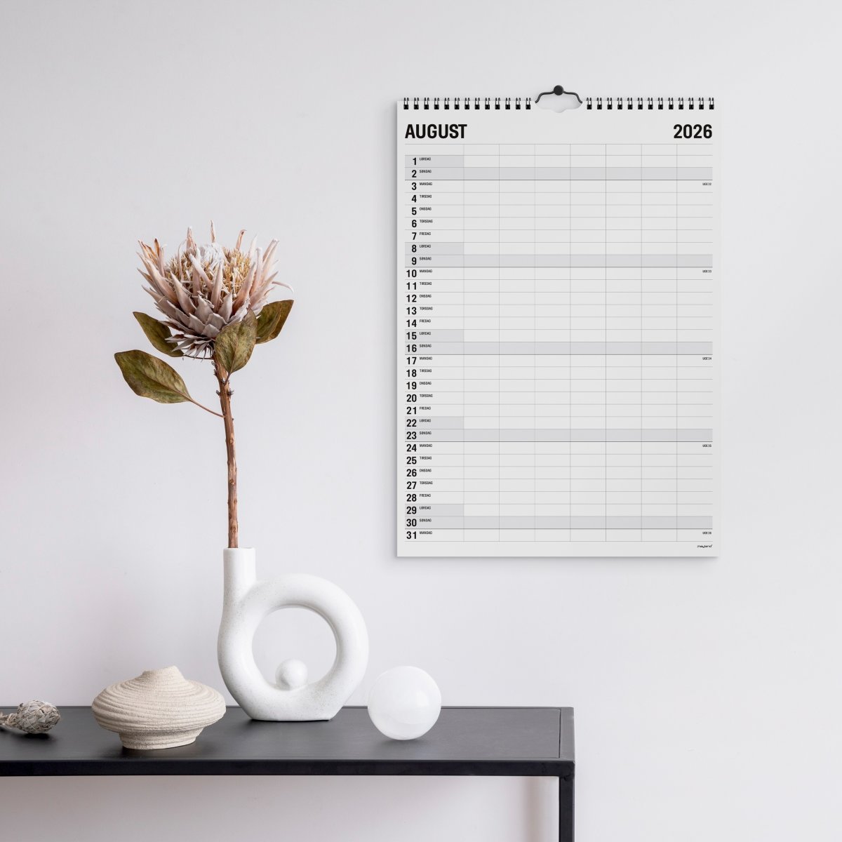 Mayland 2026 Familiekalender Black & White, 7 kol.