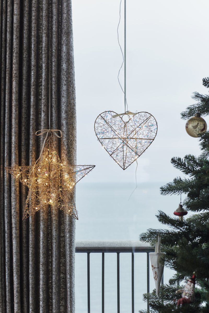 Sirius Lily Hjerte M. LED, H30cm, guld