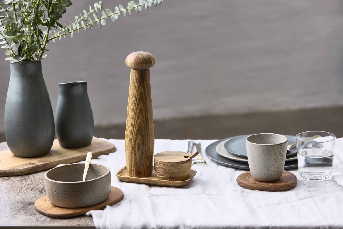 Aida RAW Peberkværn m. Bakke & Saltkar, 28cm, Teak