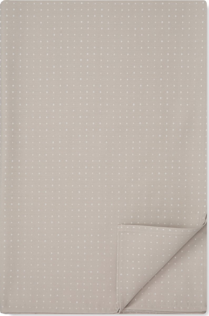 Engholm Dotea dug, beige, 140x220 cm.