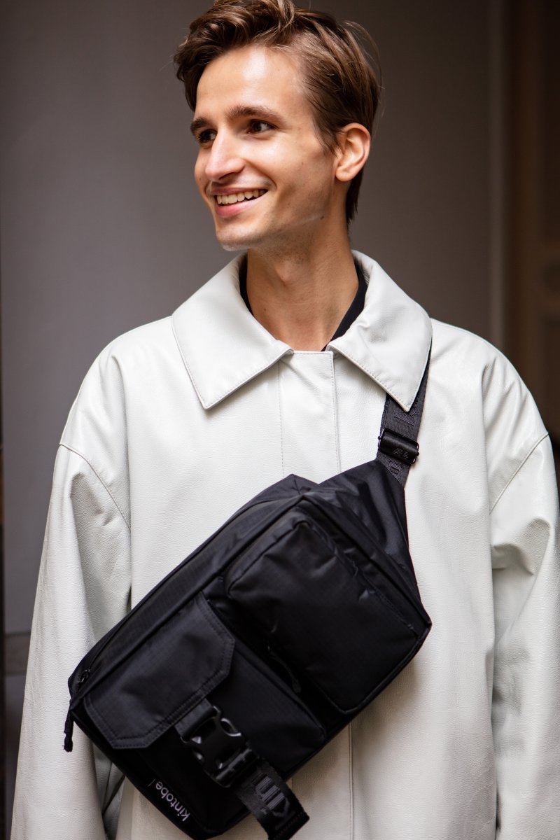 Kintobe Luca, Jet Black