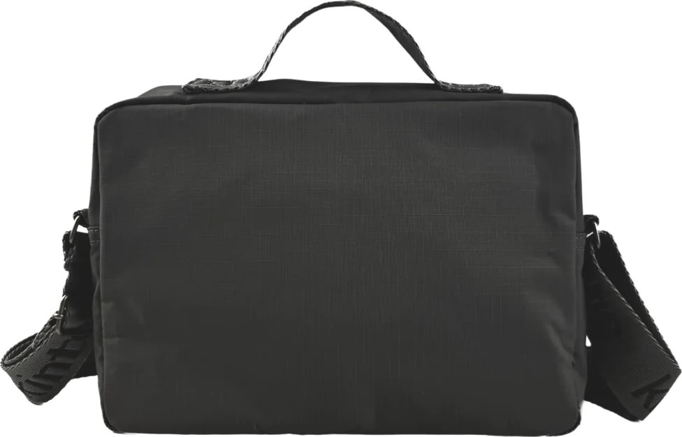 Kintobe Noah, Jet black