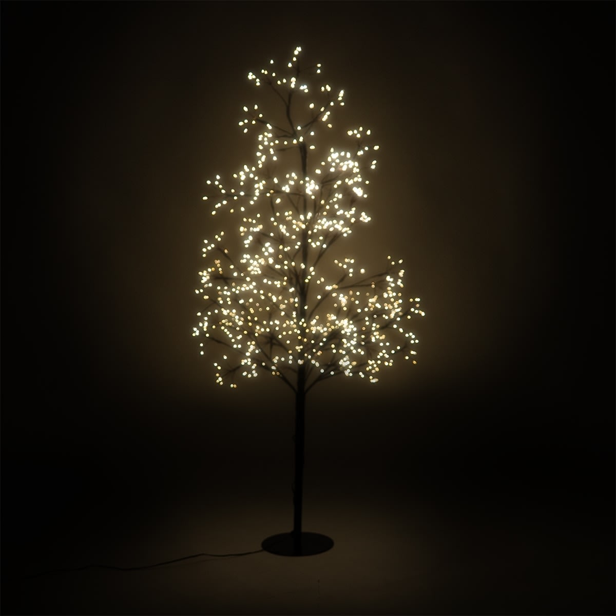 Lystræ m. 990 LED H120 cm. varm hvid