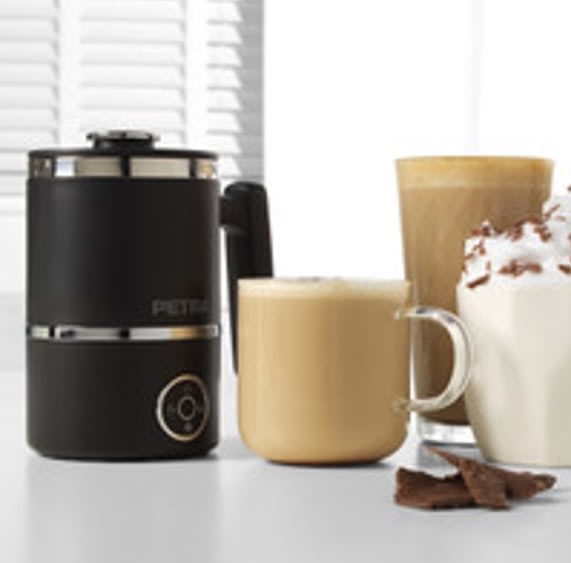 Petra Chokolademaskine og mælkeskummer, 2-i-1