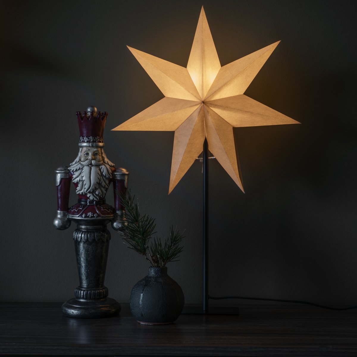 Papirstjerne på Fod, H65 cm, beige