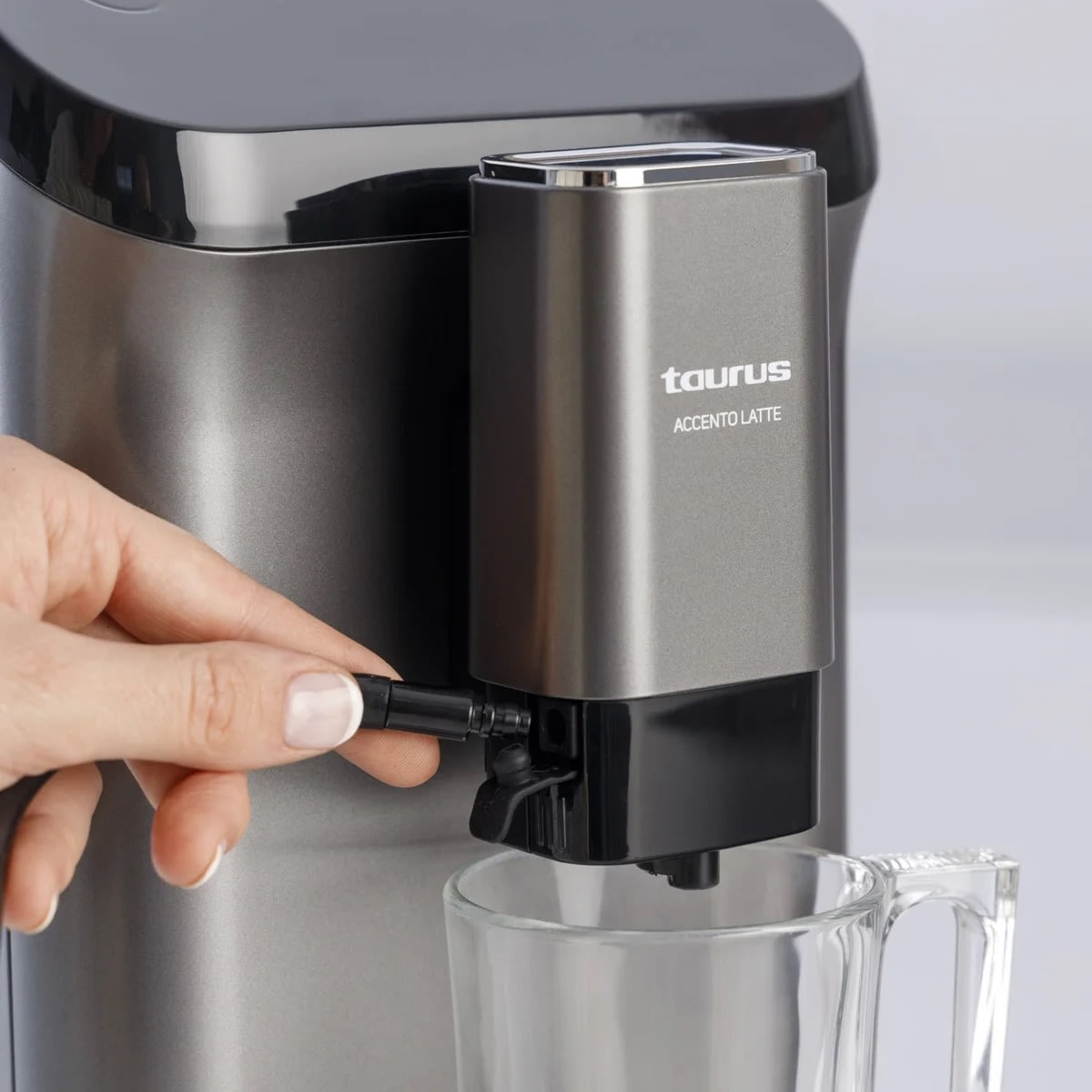 TAURUS Kaffemaskine, Accento Latte - Automatisk