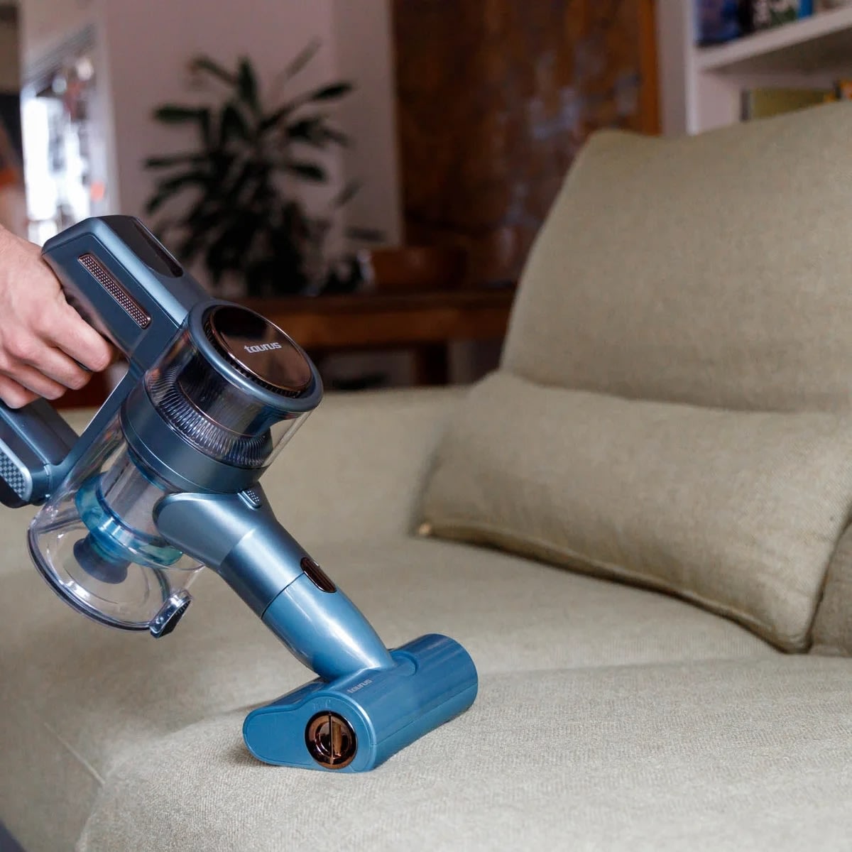 TAURUS Støvsuger, håndholdt, m. tilbehør