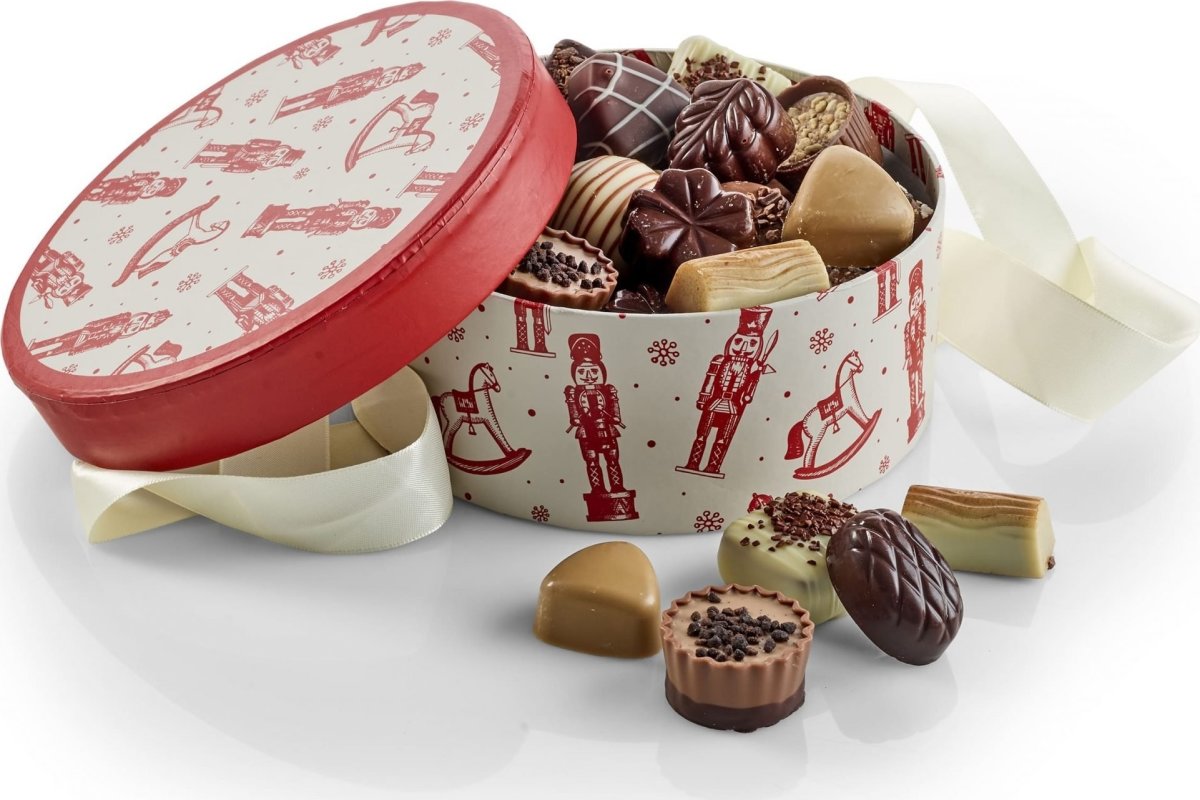 Hatteæske med luksuschokolade, 500 g