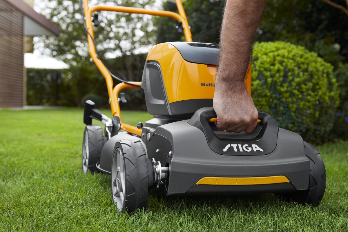 STIGA Plæneklipper, Multiclip 547e S, 48V, m/batt.