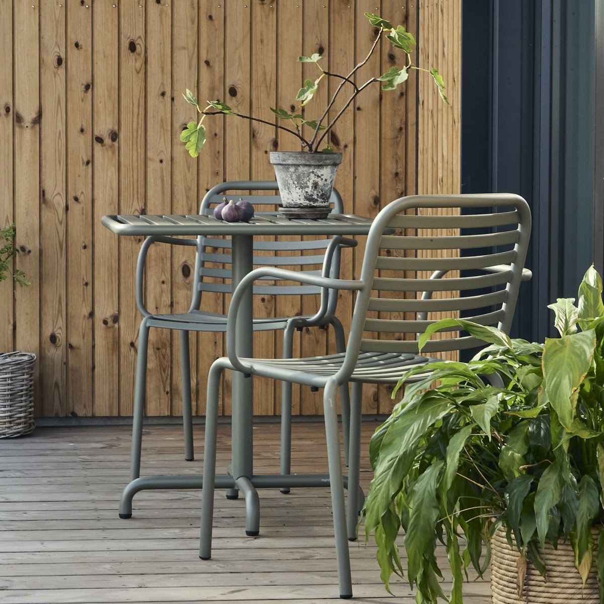 Ivy Cafébord L66cm + 2 stole Ivy Pipe, Olivengrøn