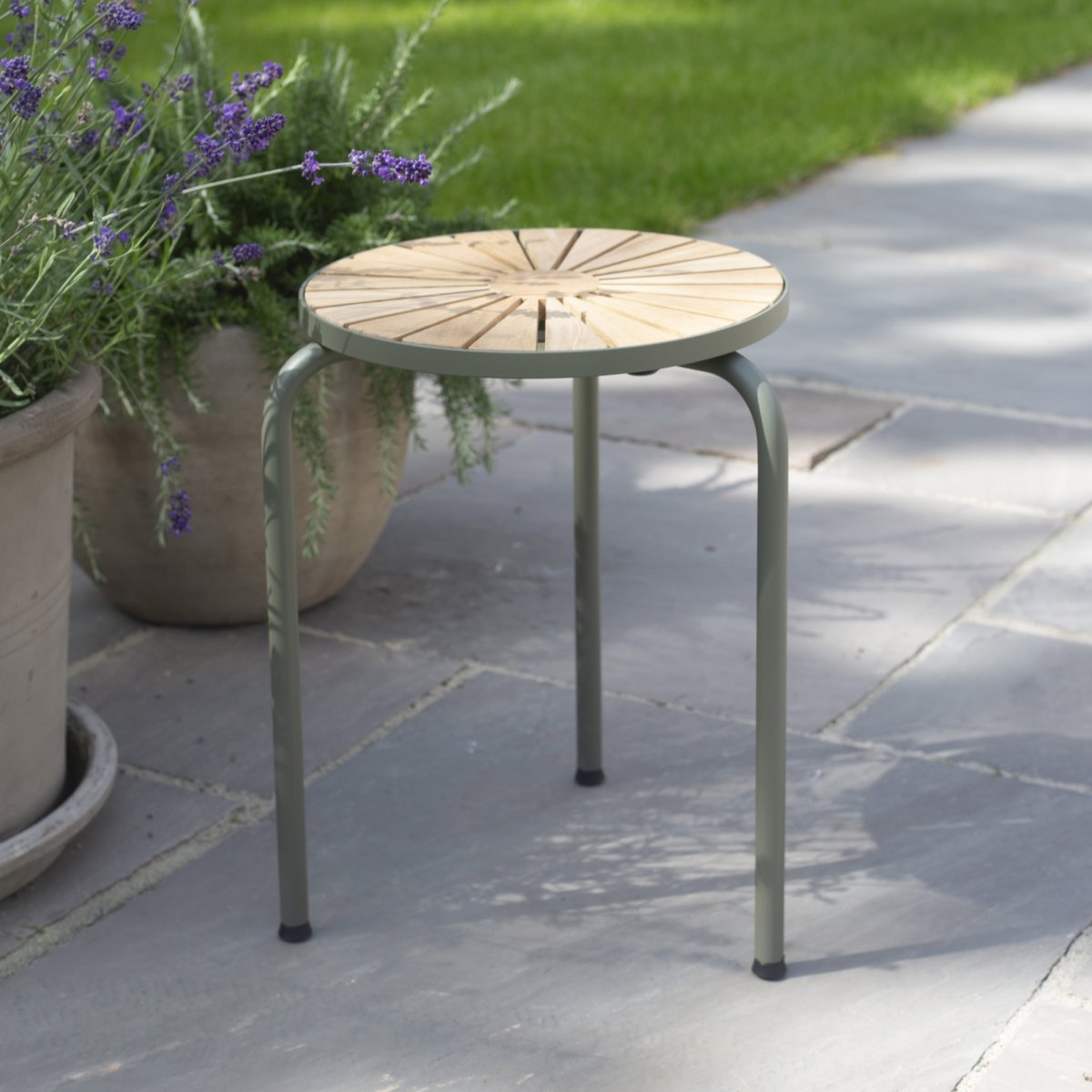 Marguerit Taburet ø32 x h44,5cm, Olivengrøn