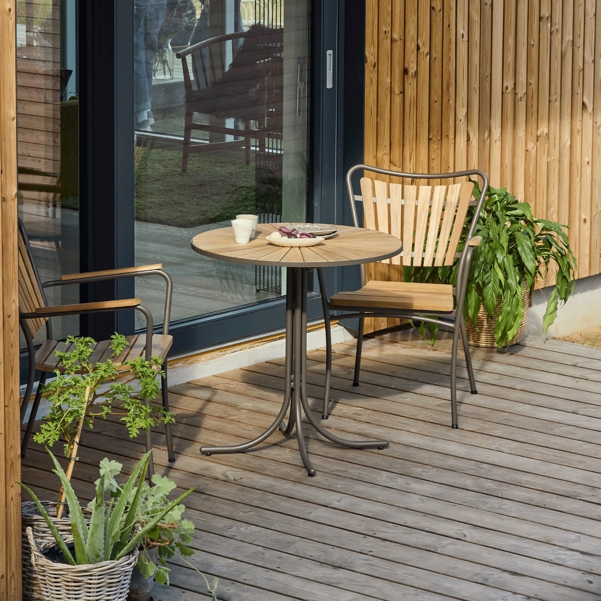 Marguerit Cafébord ø70 cm, Mocca