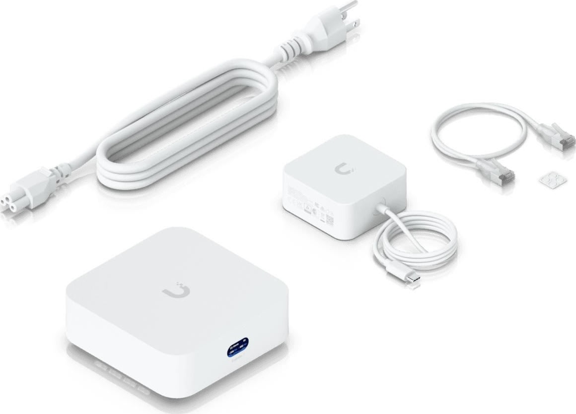 Ubiquiti WiFi 7 cloud gateway 10G SFP+, 2.5GbE