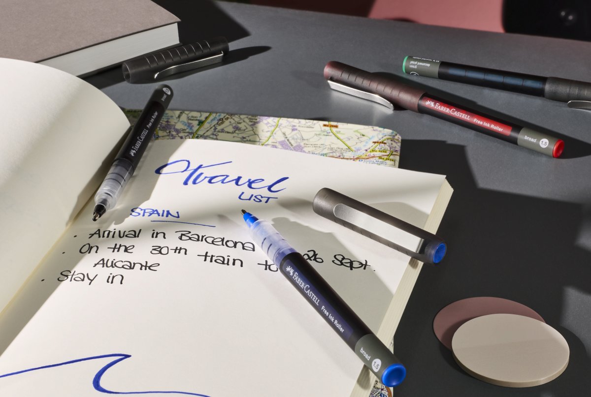 Faber-Castell Free Ink Rollerpen | B | Blå