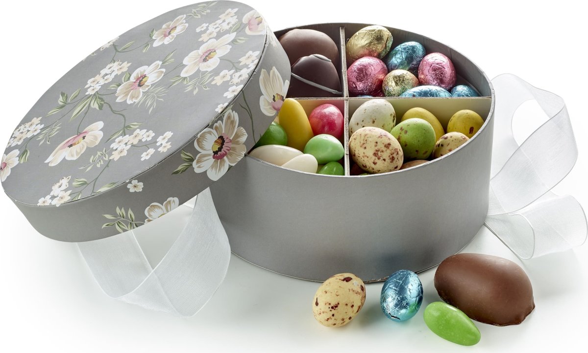 Familieæske med påskeæg og mandler, 400 g