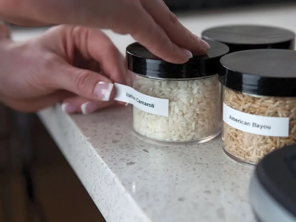 Dymo Letratag labeltape 12mm, sort på grøn