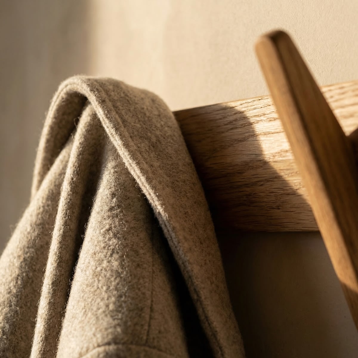 NordicLine Knagerække, olieret eg/2 knager, L30 cm