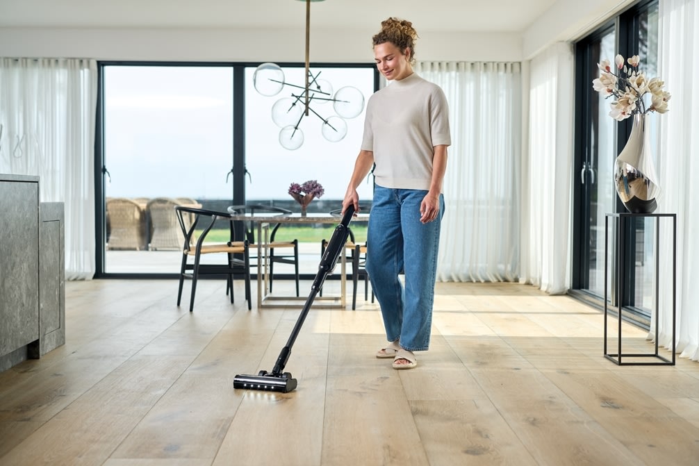 Nilfisk Move&Dock ledningsfri støvsuger m. station