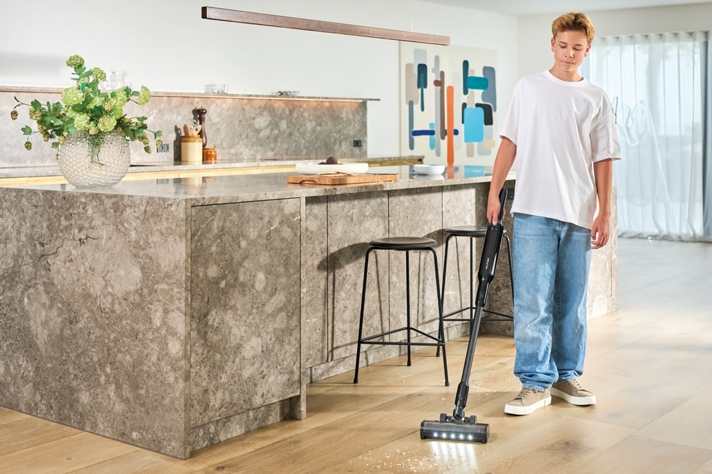 Nilfisk Move&Dock ledningsfri støvsuger m. station