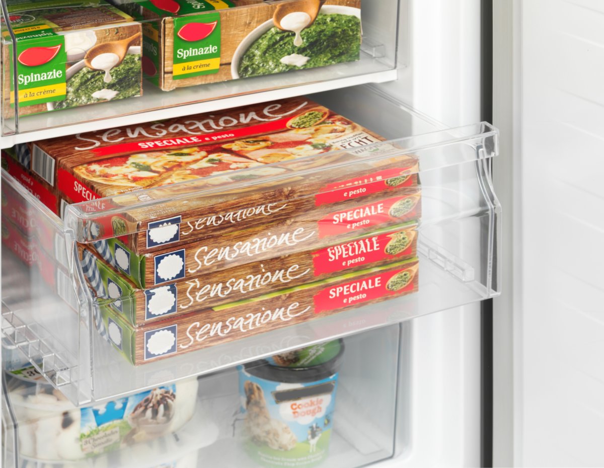 Grand Gourmet  Køleskab med fryser - RF180B, 269L