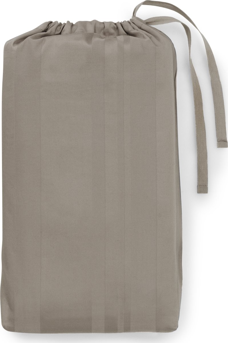 Georg Jensen Damask Sequence 140x220, brun, 2 stk