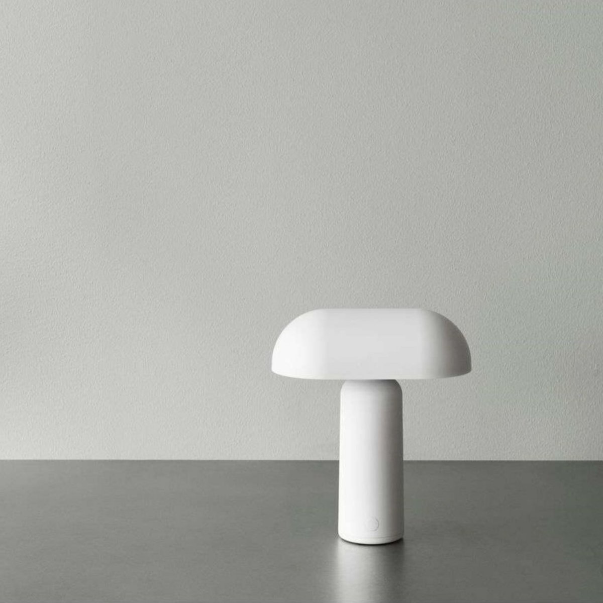 Normann Copenhagen Porta Bordlampe, hvid