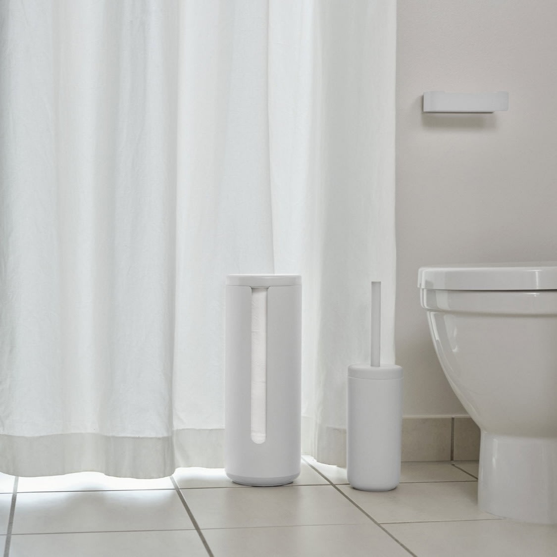 Zone Ume Toiletpapirsopbevaring H40,5 cm, hvid
