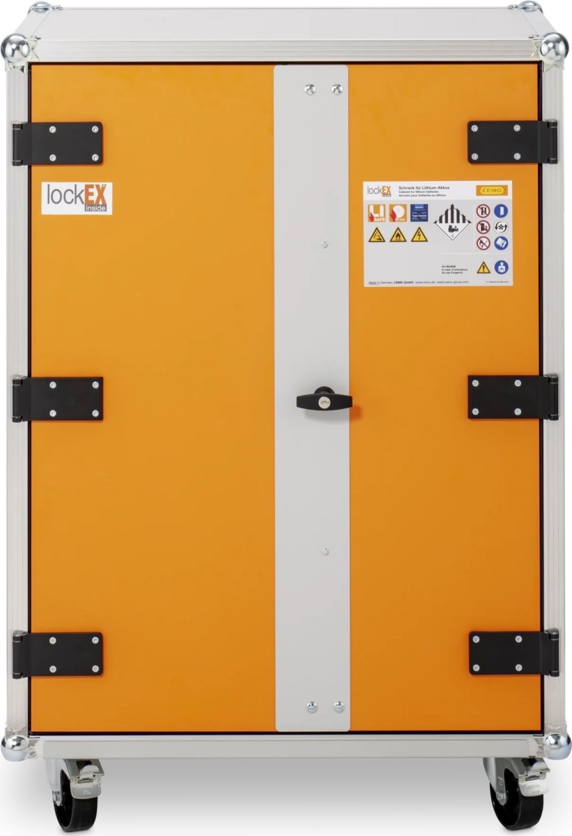 Batteriopbevaringsskab 230V m/hjul, 66x80x115 cm.