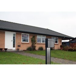 Allux 250 Postkasse, sort m. rustfri front