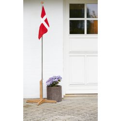 Mandalay flagstang med Dannebrog