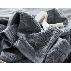 Södahl Sengesæt 140 x 200 cm & Håndklæder, grå
