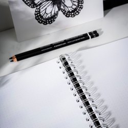 Burde Dotnotes Notesbog, B5, sort