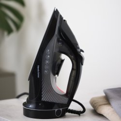 Nordic Sense Dampstrygejern, ledningsfrit 2400 W