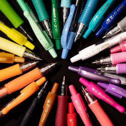 Pilot G-2 Rollerpen | M | Mørkerød