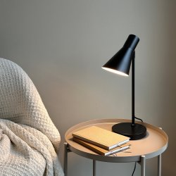 Dyberg Larsen DL12 Bordlampe, sort