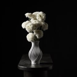 Lyngby Porcelæn Twist Vase H25 cm, hvid